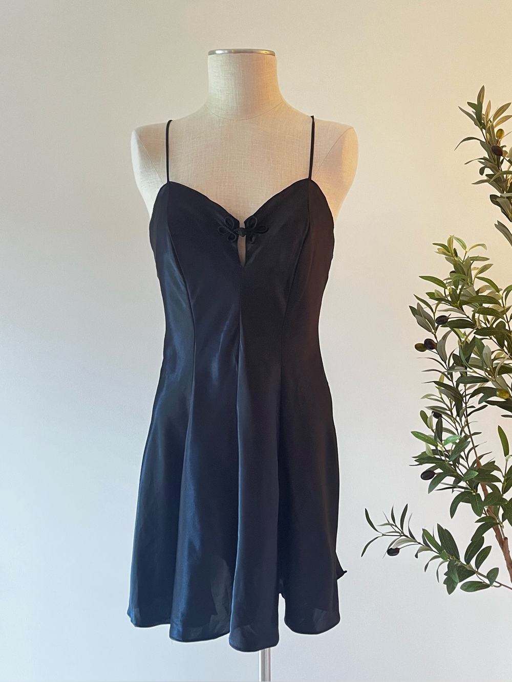 Vintage Romance DuJour Inc Black Satin Slip Dress with Spaghetti Straps